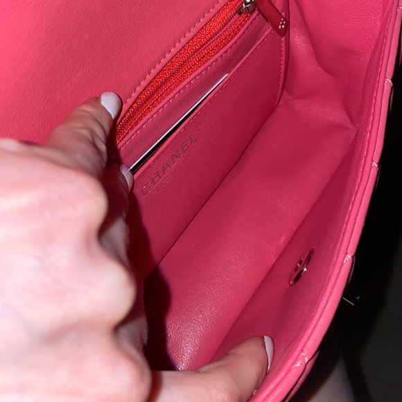 RARE Hot Pink Chanel Classic Flap Mini Bag - Picture 7 of 10